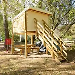 Kemping Location Mobil-home Avec Terrasse A - Api-1-52-1045