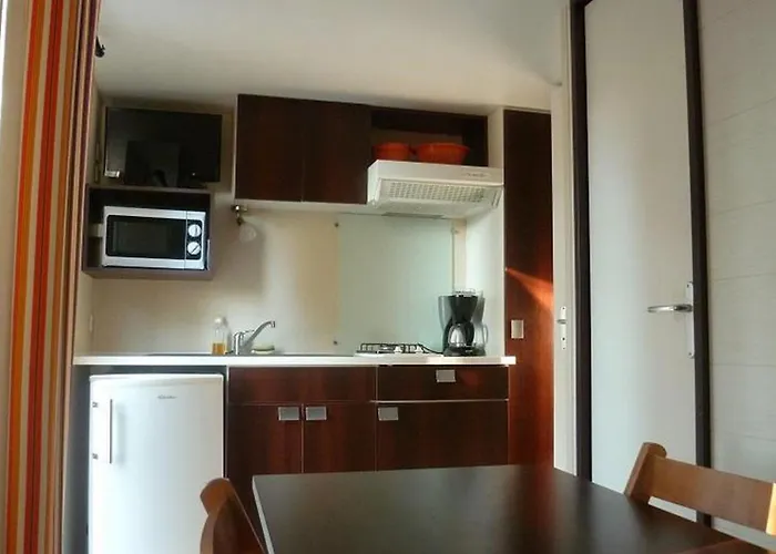 Location Mobil-home Avec Terrasse A - Api-1-52-1045 אתר קמפינג *