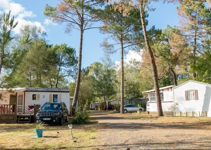 Location Mobil-home Avec Terrasse A - Api-1-52-1045 Kemping *